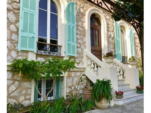 Location temporaire appartement à Nice (06000)